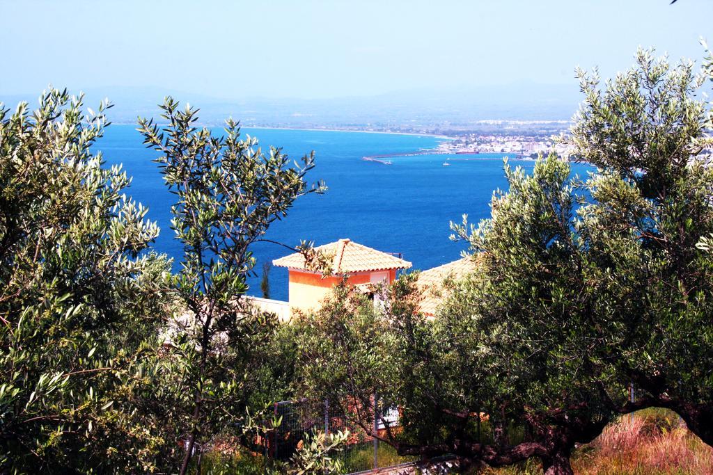 Villa Sea And Mountain View Kalamata Esterno foto